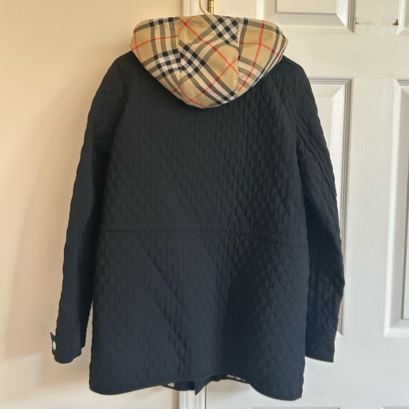 Burberry Black Quilted Jacket - Picture 4 of 9